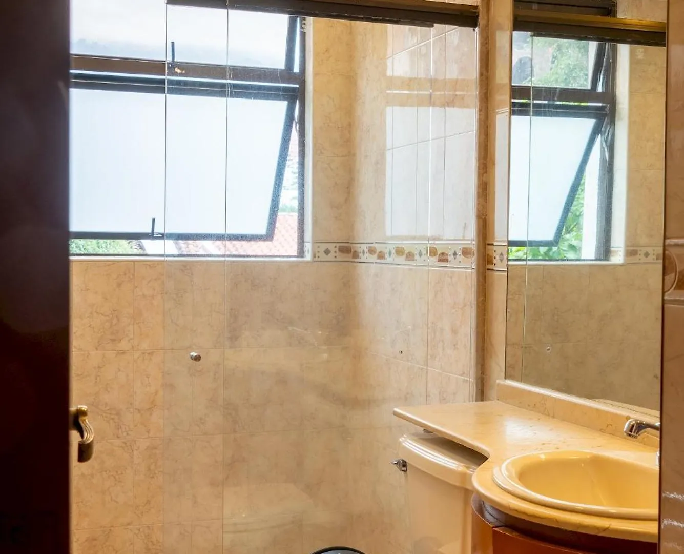 Appartamento Habitacion Comfortable Bano Compartido Poblado-B13 Medellín Colombia