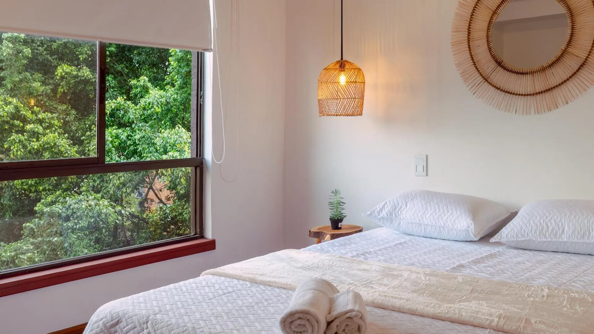 Apartamento Habitacion Comfortable Bano Compartido Poblado-B13 Medellín