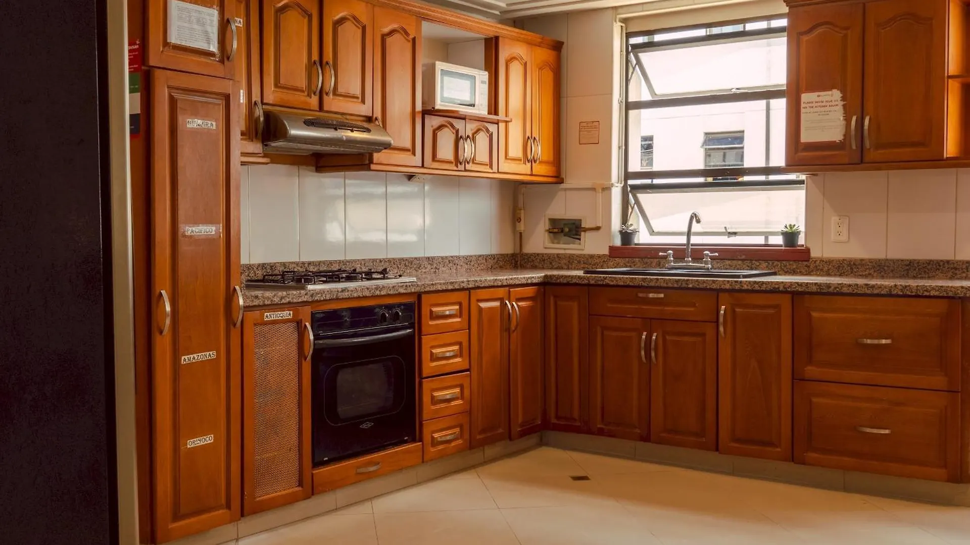 Apartamento Habitacion Comfortable Bano Compartido Poblado-B13 Medellín Colombia