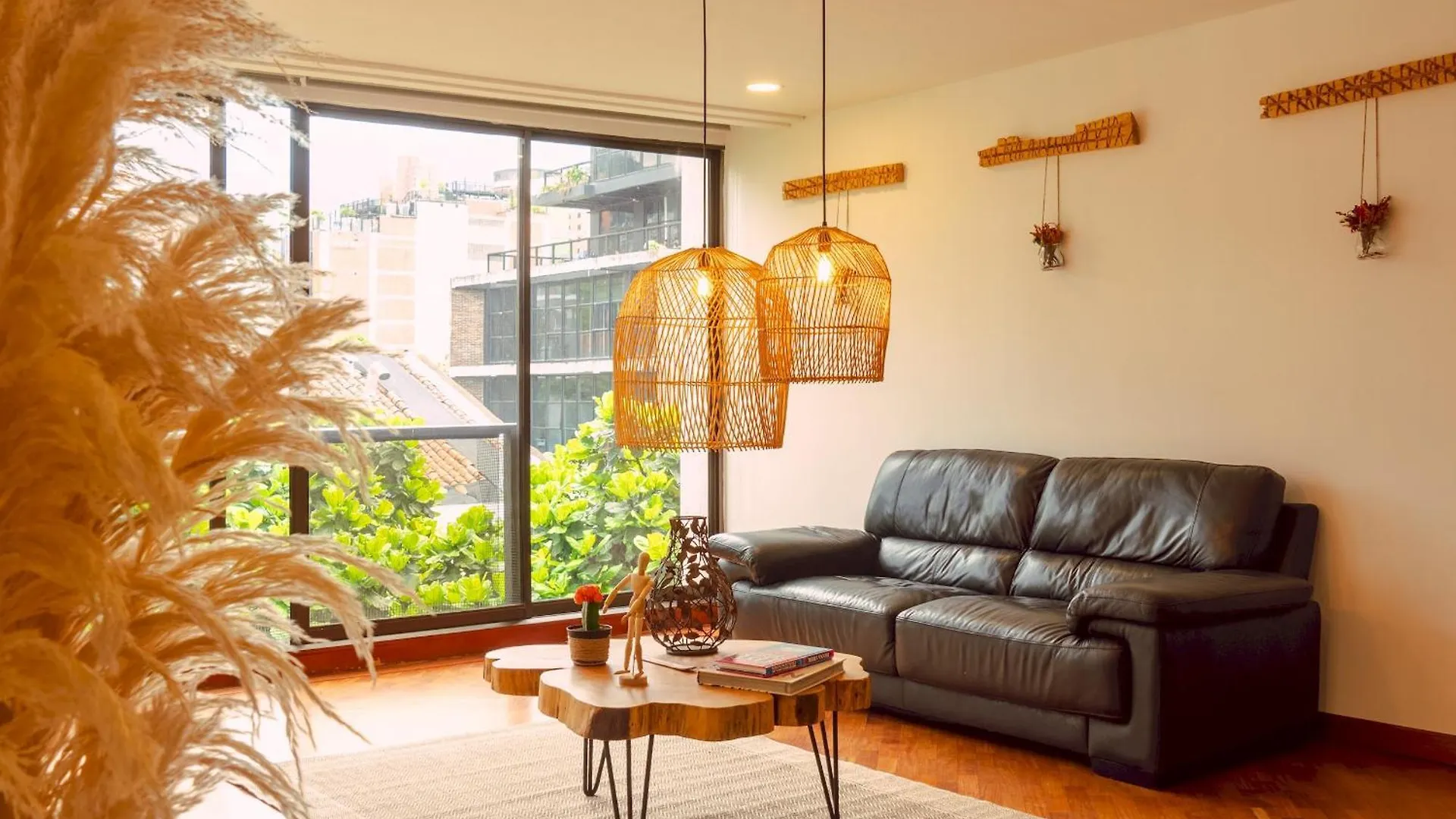 Habitacion Comfortable Bano Compartido Poblado-B13 Medellín