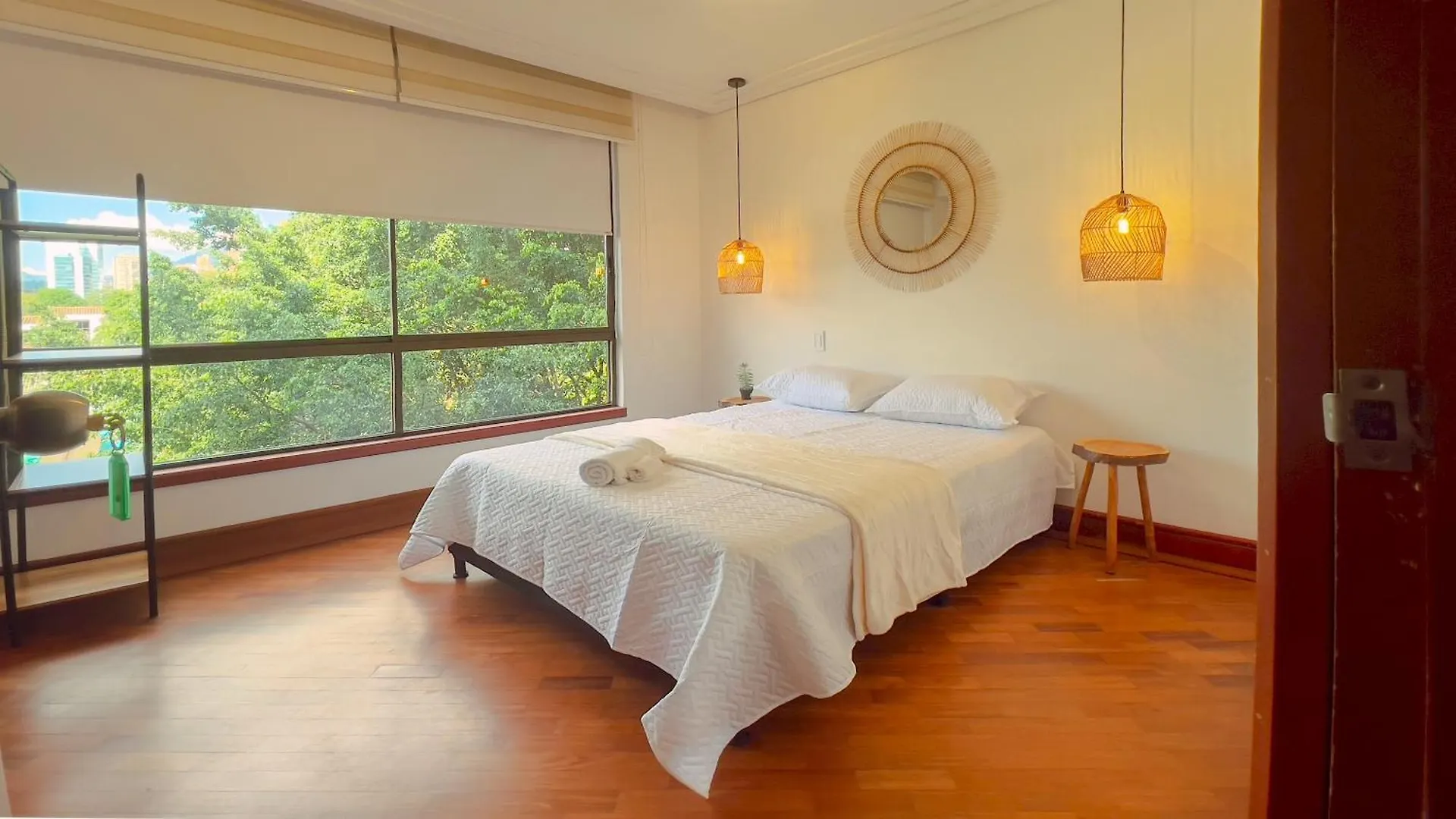 Habitacion Comfortable Bano Compartido Poblado-B13 Medellín 0*,